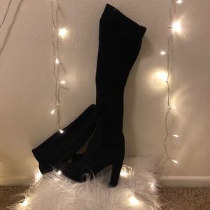Knee high suede boots! Trendy and sexy